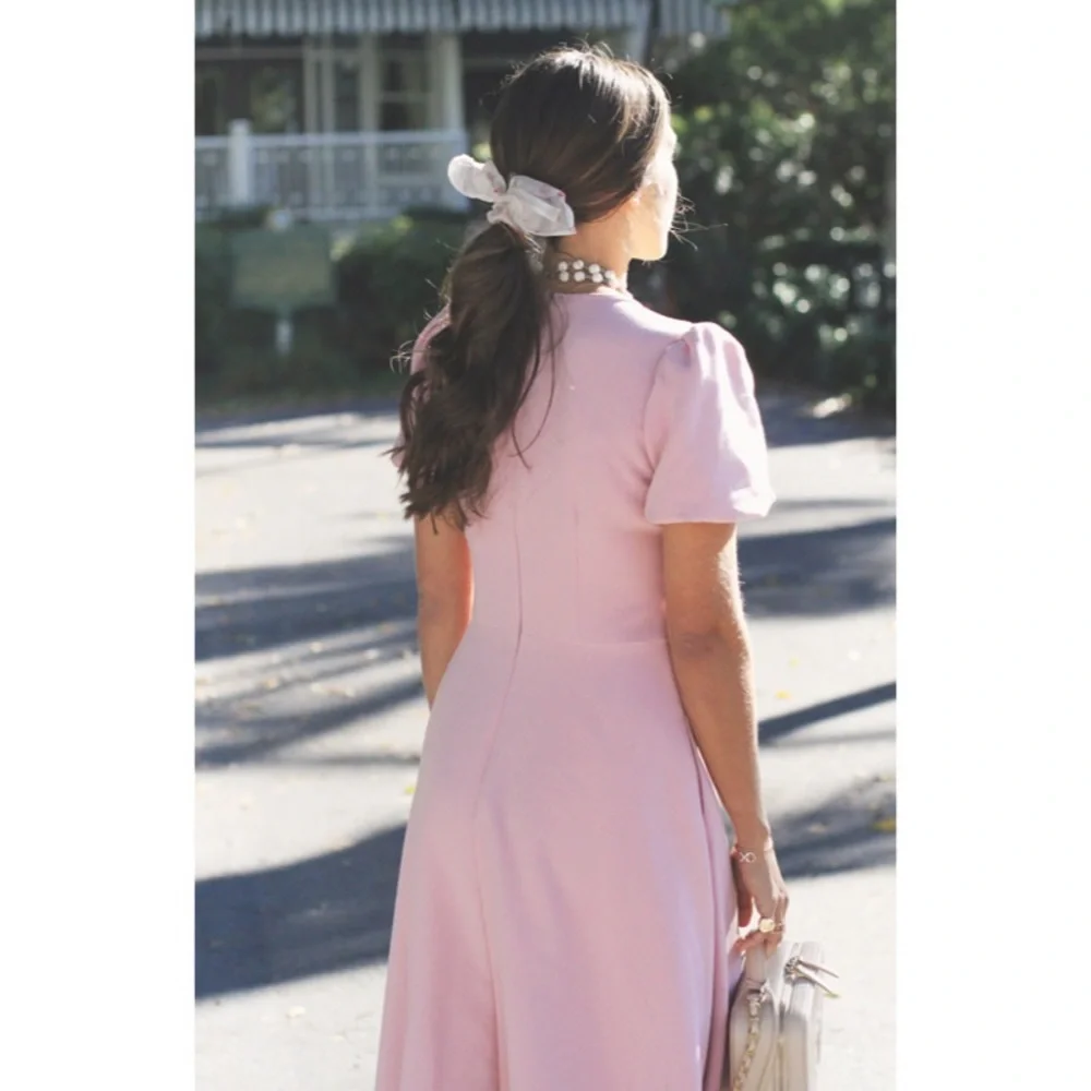 Elegant Pink Puff Sleeve Dress - Picture 5 of 9